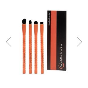 Beauty Diva London Eye Brush Set NIB